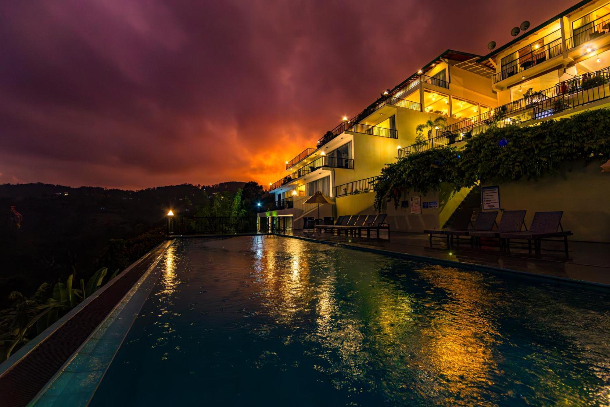 The Pinnacle Ella Exterior photo